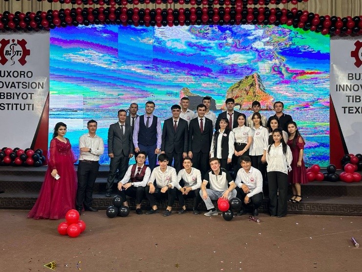 «BITI 1 yoshda» tadbiridan lavhalar